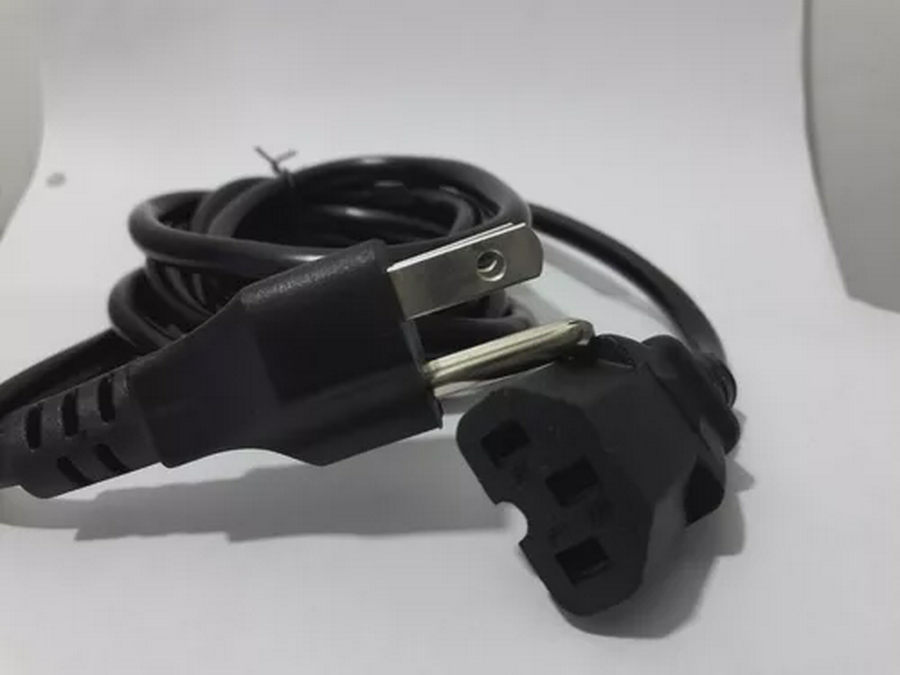 EXTENSION DE CABLE DE PODER CON GUIA 1.50 MTS